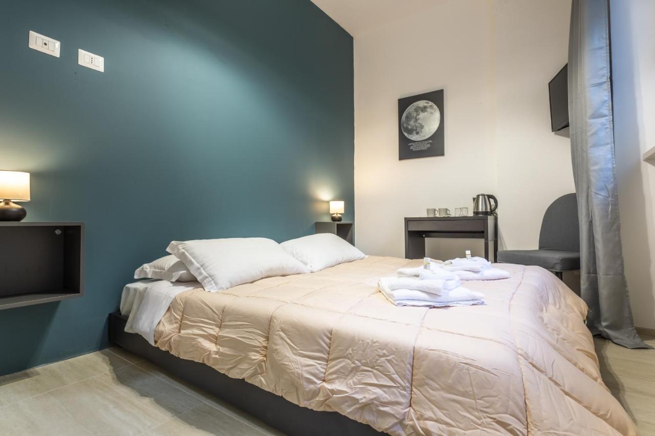 Double Room,1468045853:JPEG
